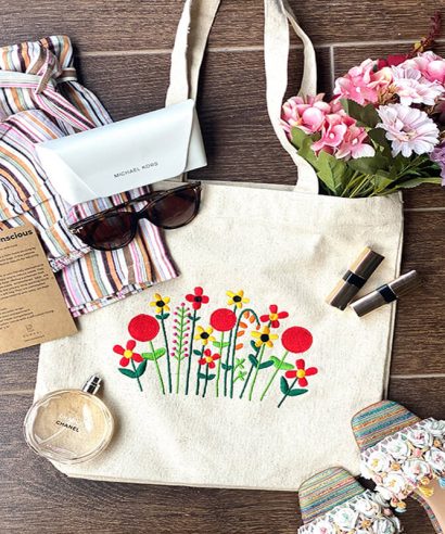 Floral tote - beige 2 Floral tote - beige 2